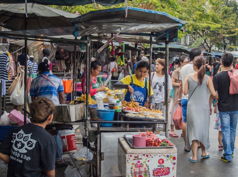 Bangkok Chatuchak Weekend Market Food stall 1