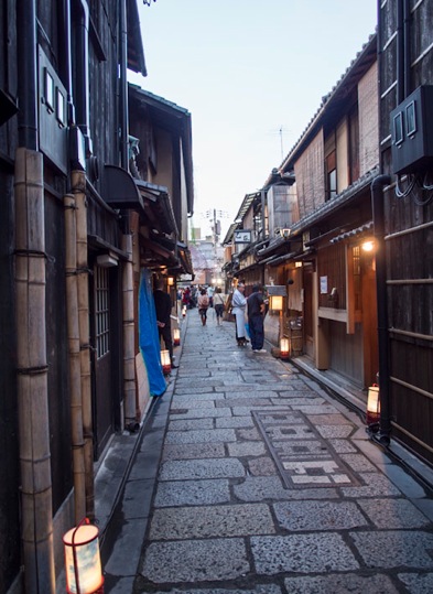 Gion evening Kyoto 1