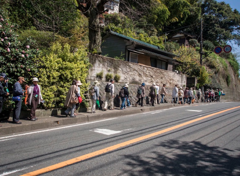 Tourists in Kamakura