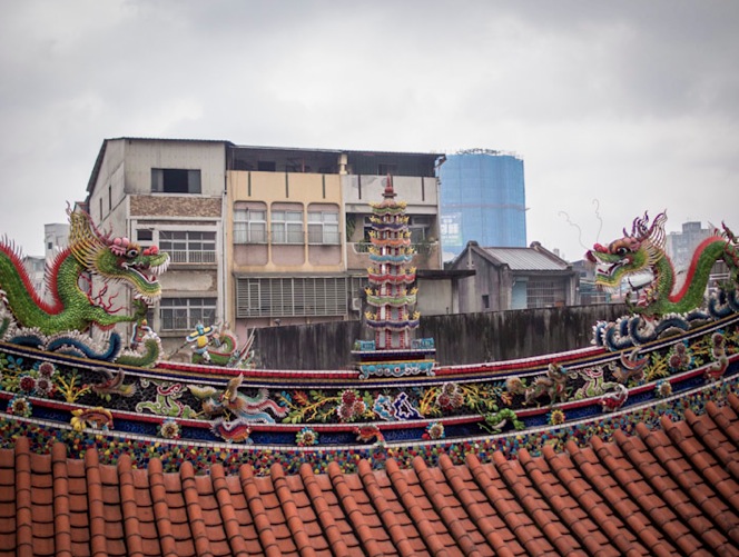 QIngshan Temple 5 Roof