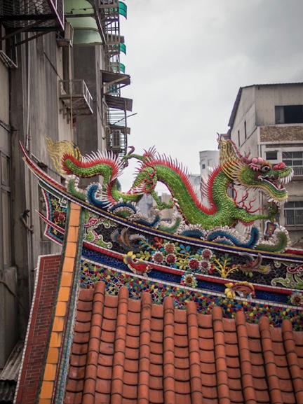 QIngshan Temple 6 Roof