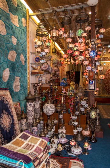 Arab Quarter in Singapore 7 Lights