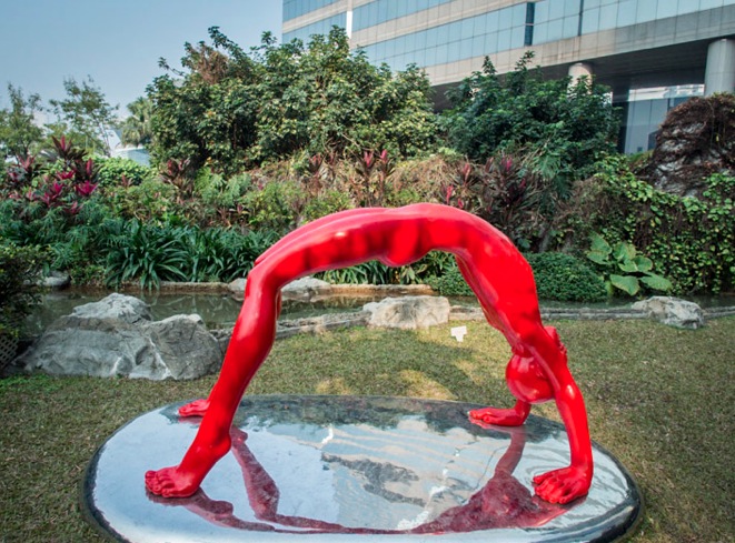 Artwork in Park next to Grand Hyatt Hong Kong 4