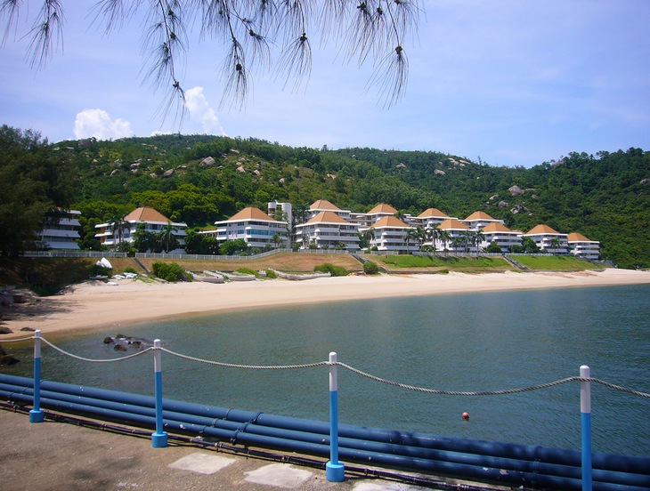 Picture taken by Flickr user Hangshanlee https://www.flickr.com/photos/hangshanlee/2222052205/in/photostream/