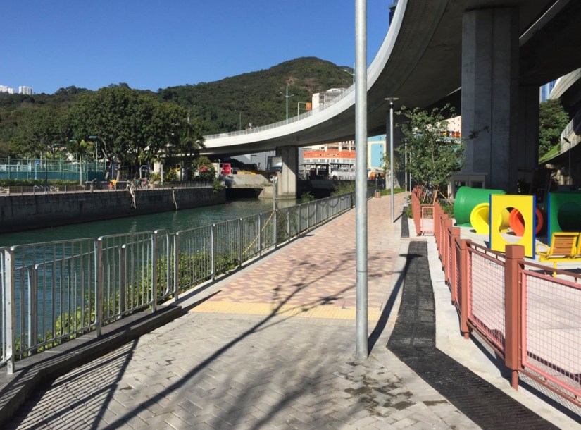 Hong Kong Aberdeen Waterfront February 2016-10