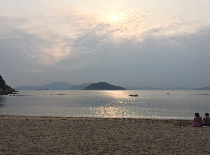 Chung Hom Kok Beach April 2016-12