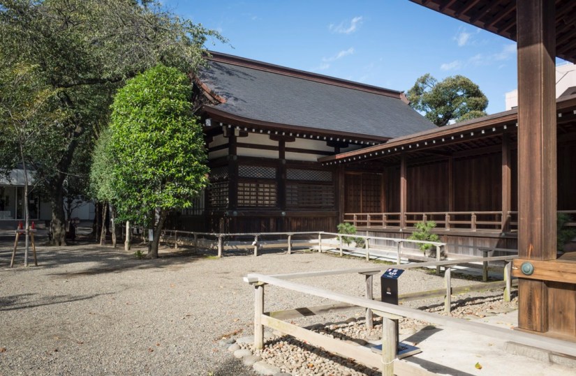 Tokyo Yasukuni Jinja Shinto Shrine Sep 2015-4