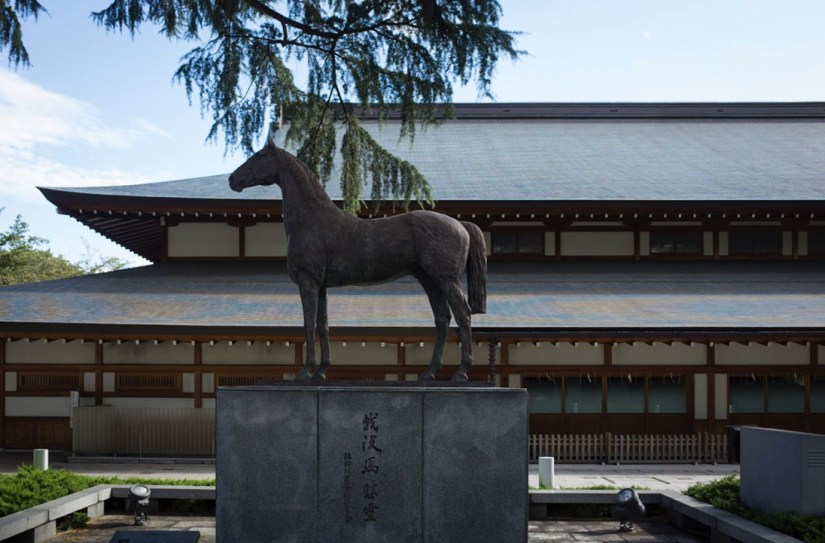 Tokyo Yasukuni Jinja Shinto Shrine Sep 2015-8 Museum
